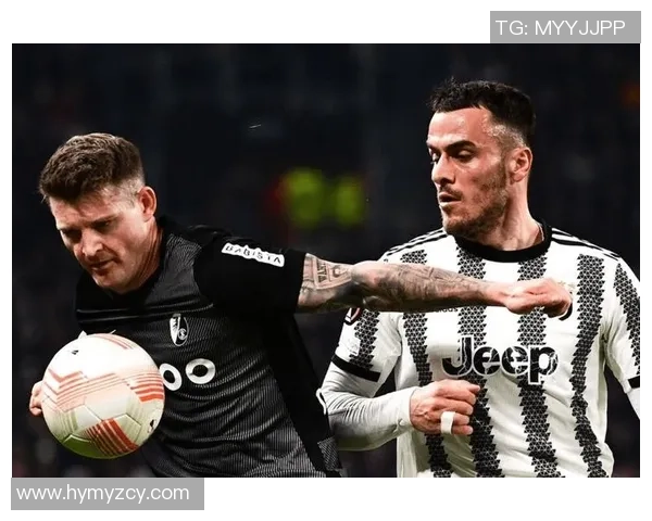 足球场上的英雄对决：球星与球迷激烈争锋引爆全场激情